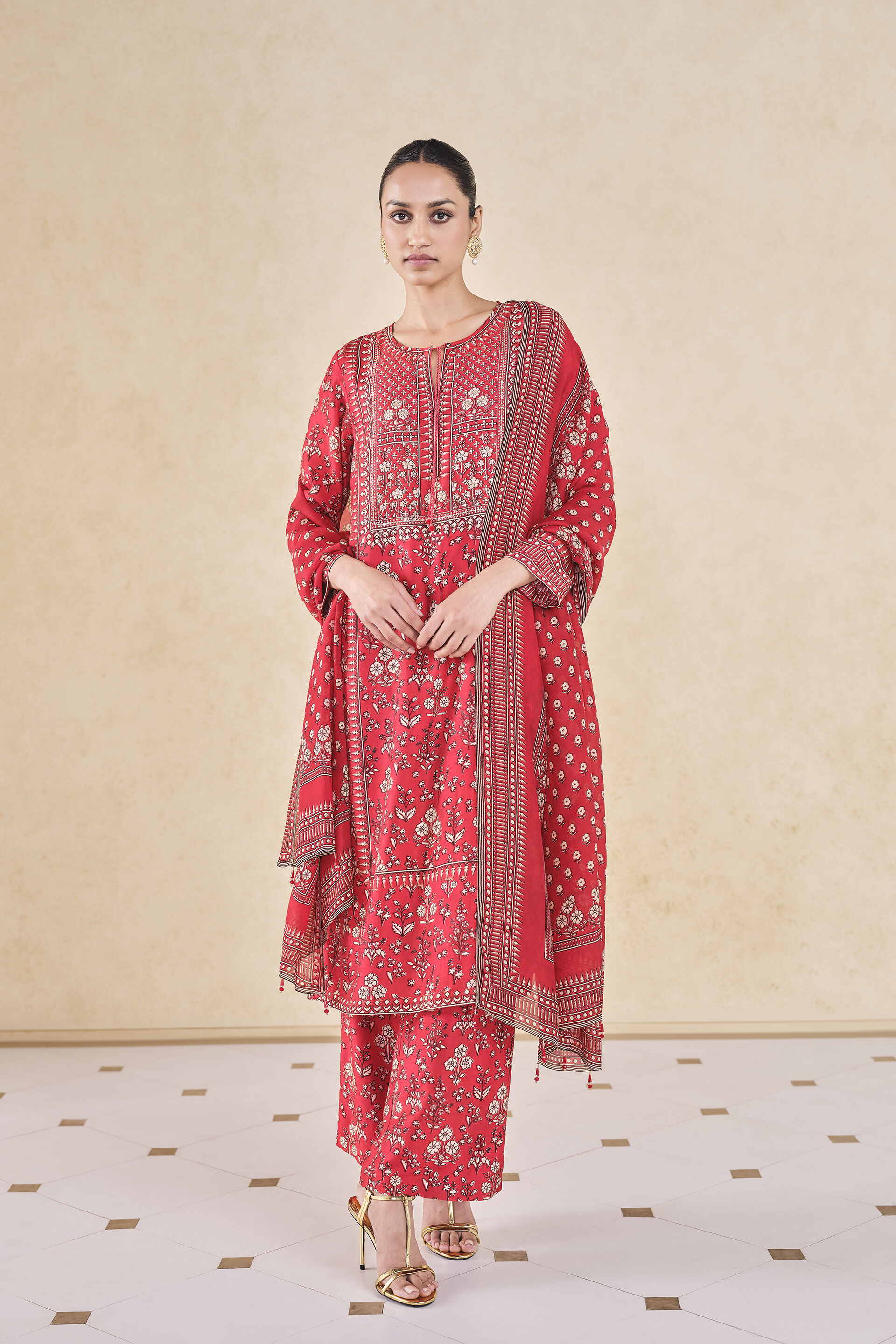Buy Designer Kurta Sets for Women Online Anita Dongre
